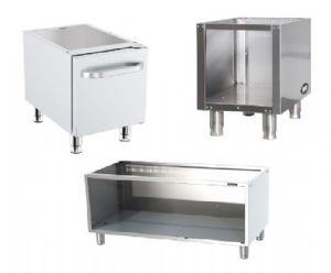 Soubassement inox ouvert ou fermé Soubassement inox ouvert ou fermé
