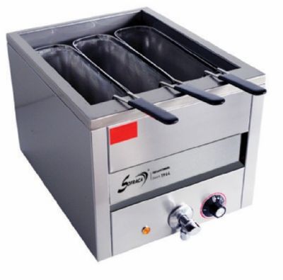 Cuiseur à pâtes électrique de table avec robinet de vidange 1 Cuve 15 litres avec 3 paniers ( 3x1/3) Cuiseur à pâtes électrique de table avec robinet de vidange 1 Cuve 15 litres avec 3 paniers ( 3x1/3)