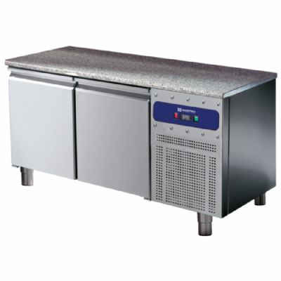 Table froide pâtissière 2 portes dessus granit 600x400 température -2/+8°C Table froide pâtissière 2 portes dessus granit 600x400 température -2/+8°C