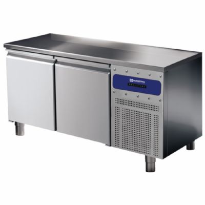 Table froide pâtissière 2 portes dessus inox 600x400 température -2/+8°C Table froide pâtissière 2 portes dessus inox 600x400 température -2/+8°C