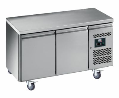 Tour réfrigérée inox centrale positive 2 portes - 390 litres Tour réfrigérée inox centrale positive 2 portes - 390 litres