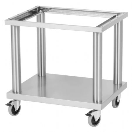 Soubassement mobile ajouré sur roulettes avec armature apparente Soubassement mobile ajouré sur roulettes avec armature apparente