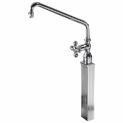 Colonne eau à fixer sur le côté Colonne eau à fixer sur le côté