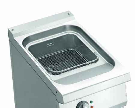 Friteuse triphase professionnelle 2 cuves de 15 itres sur coffre ferm - 400x700x850 mm