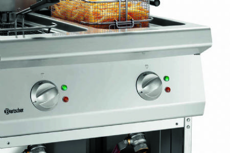 Friteuse professionnelle triphase 2 cuves de 11 itres sur coffre ouvert - 600x700x850 mm