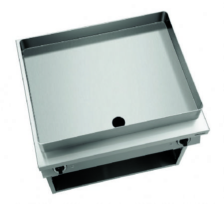 Sauteuse professionnelle inox triphase avec cuve 20 litres sur coffre ouvert - 800x712x980 mm