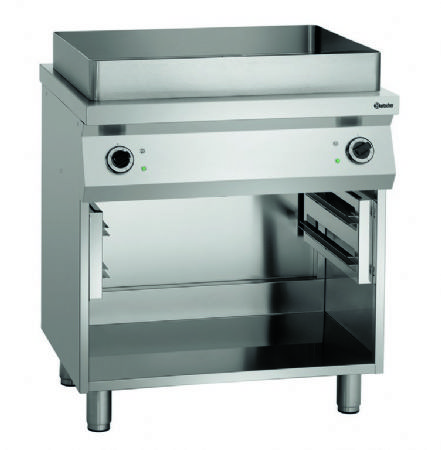 Sauteuse professionnelle inox triphase avec cuve 20 litres sur coffre ouvert - 800x712x980 mm