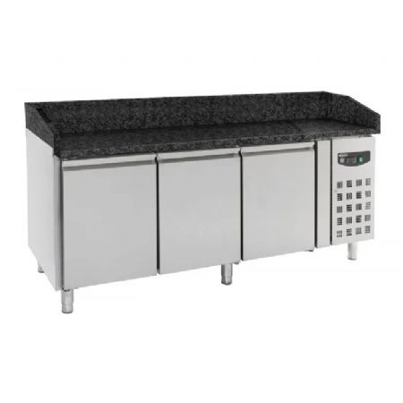 Meuble  pizza professionnel en inox avec plan en granit noir et 3 portes +2/+8