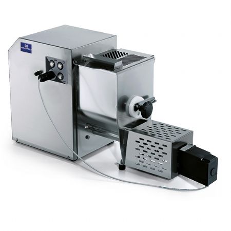 machine  ptes fraches professionelle avec coupe-ptes capacit cuve 10 lt. 8 kg/h