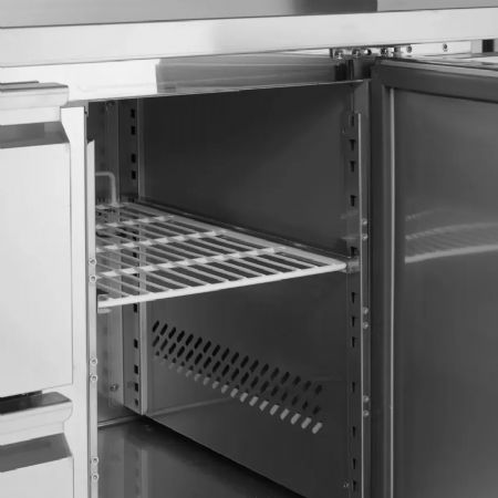 Table rfrigre de comptoir professionnelle en inox 4 portes avec dosseret GN 1/1