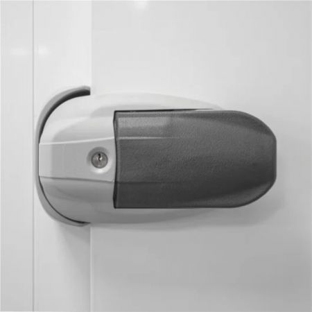 Panneaux de chambre froide 120 mm avec sol en inox et porte de 850 mm de large - 2400x2700x2200 mm