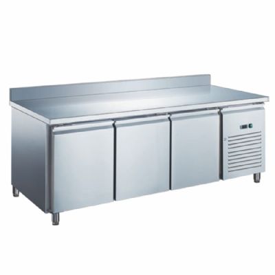 Table rfrigre inox positive avec vaporateur ventil - 3 portes - 417 litres - Avec dosseret - GN3201X